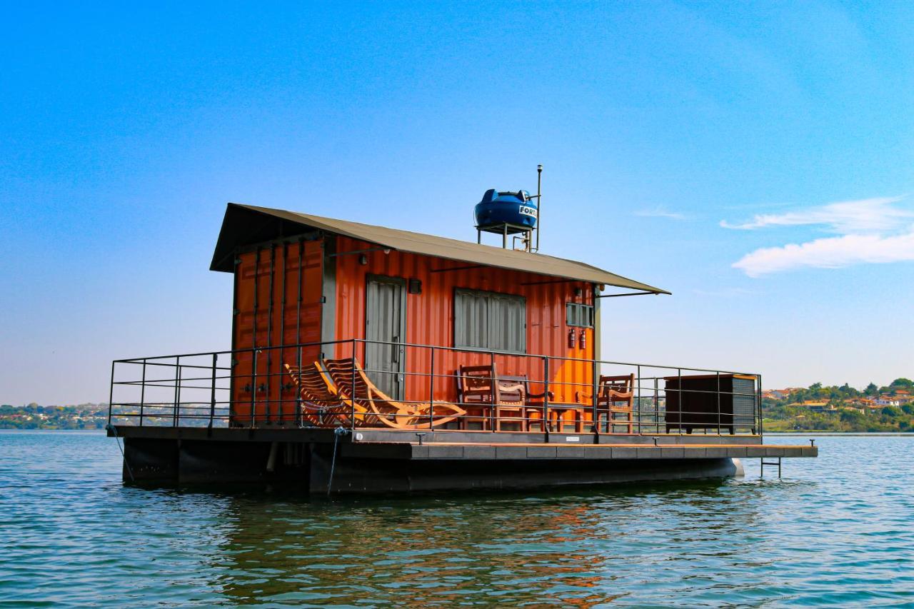 Сasa de vacaciones House Boat 